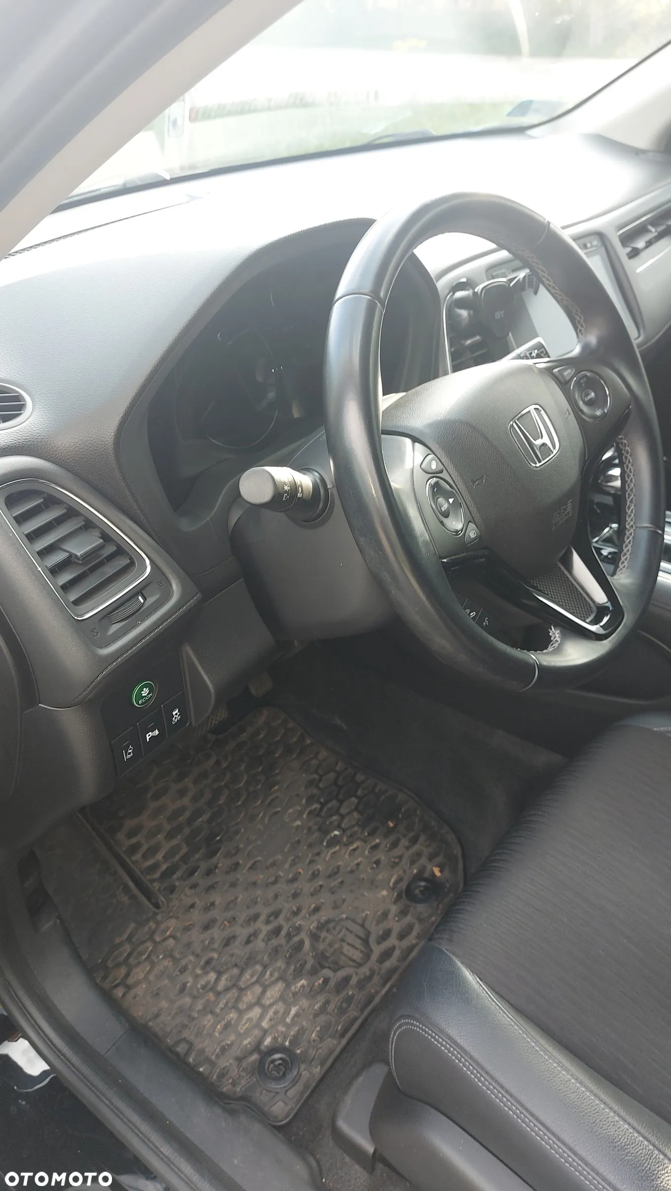 Honda HR-V 1.5 Executive (ADAS / Connect+) CVT - 15
