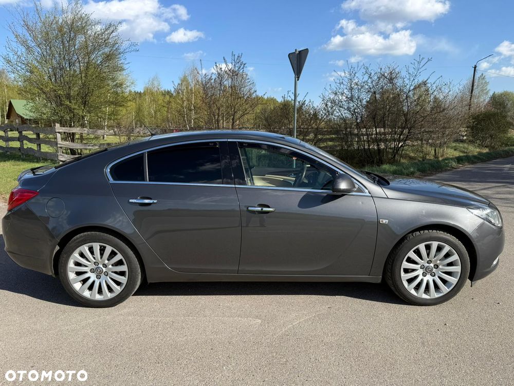 Opel Insignia 2.0 CDTI Cosmo - 9