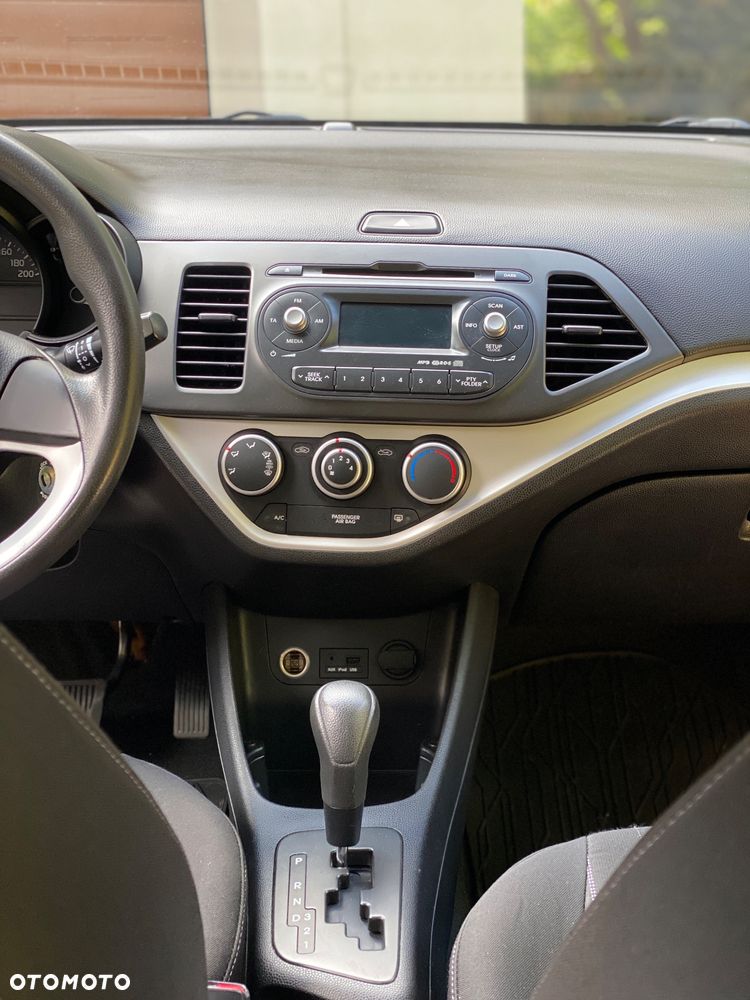 Kia Picanto 1.2 L - 7