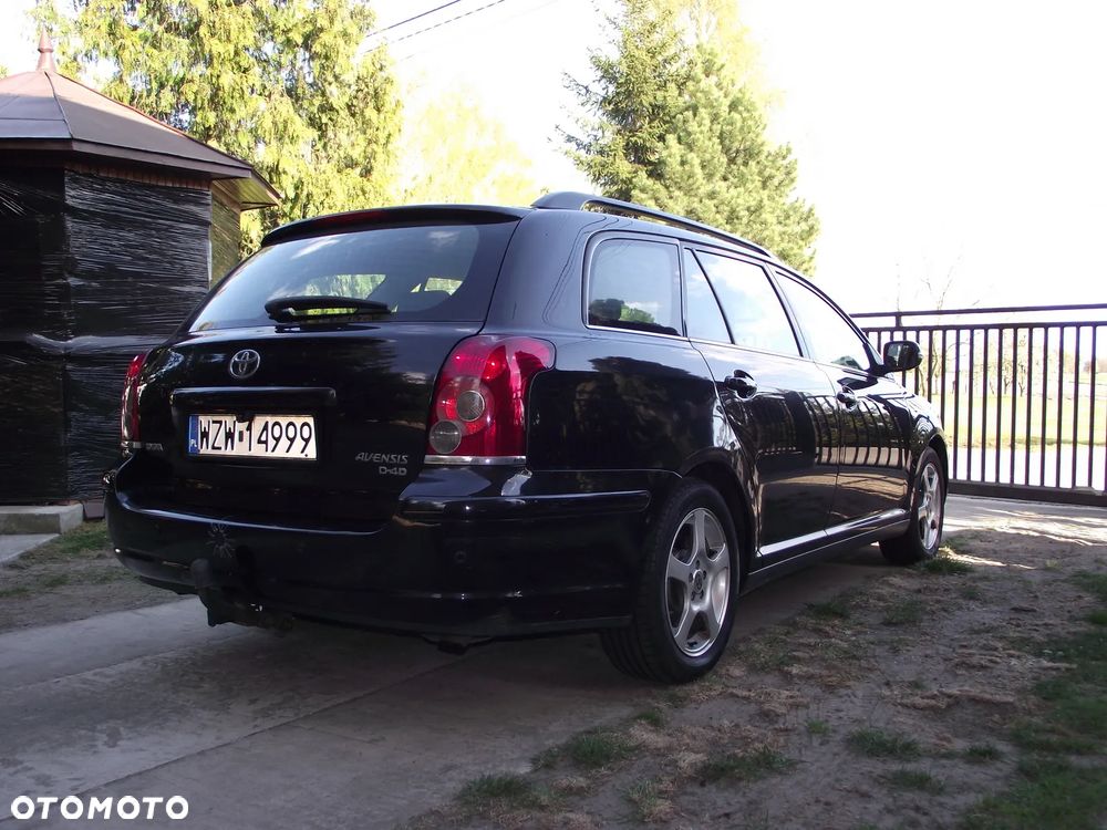 Toyota Avensis 2.0 D-4D Edition - 12