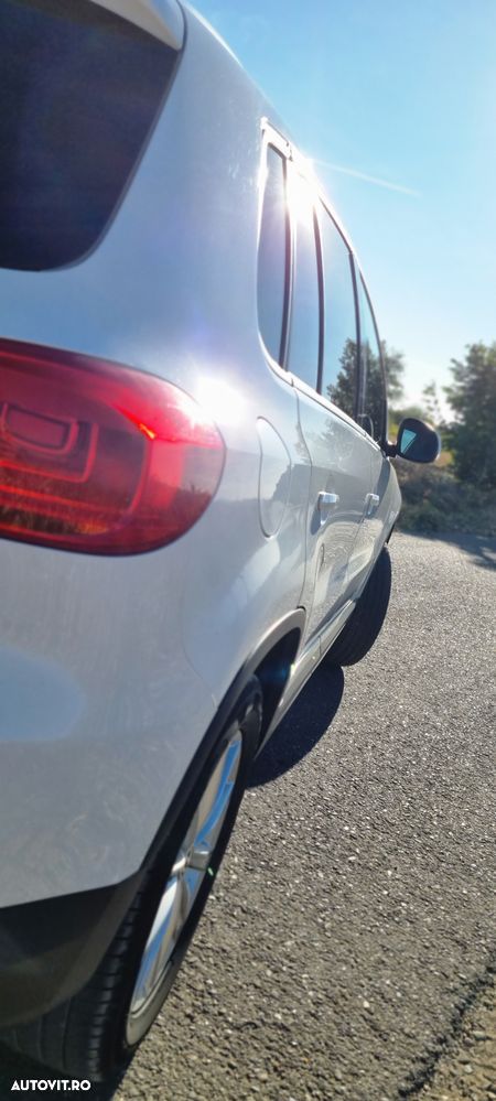 Volkswagen Tiguan 2.0 TDI 4Motion Track & Style - 5