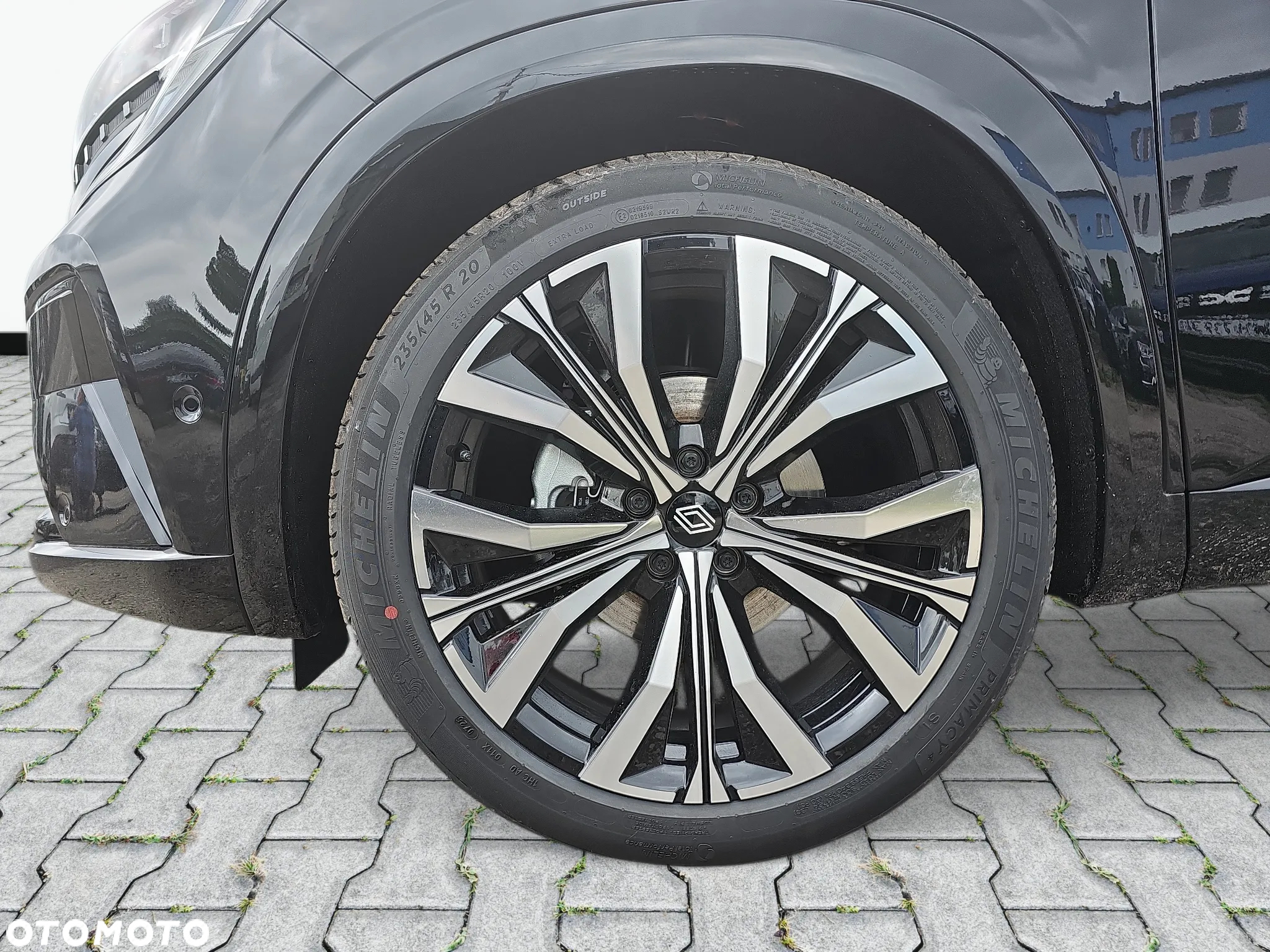 Renault Austral 1.3 TCe mHEV Iconic - 17