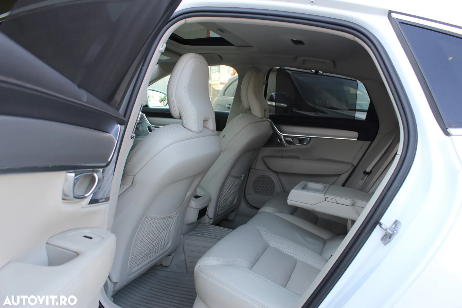 Volvo S90 D5 AWD Inscription - 9