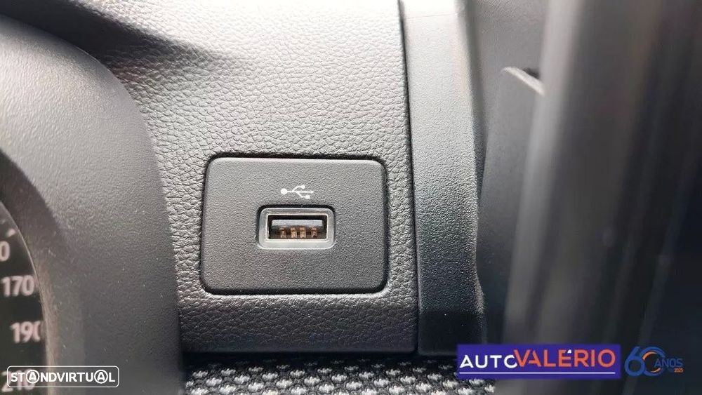 Dacia Sandero 1.0 SCe Essential - 20