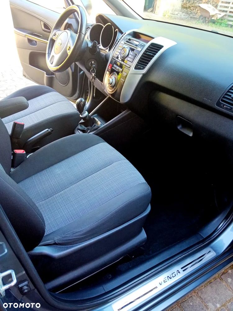 Kia Venga 1.4 CVVT Vision - 13