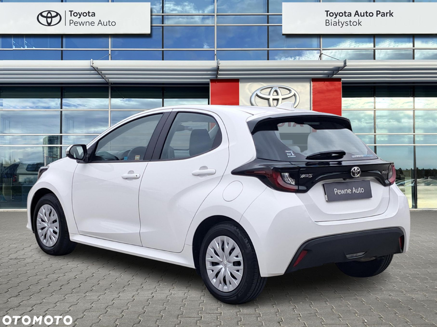 Toyota Yaris Hybrid 1.5 Comfort - 3