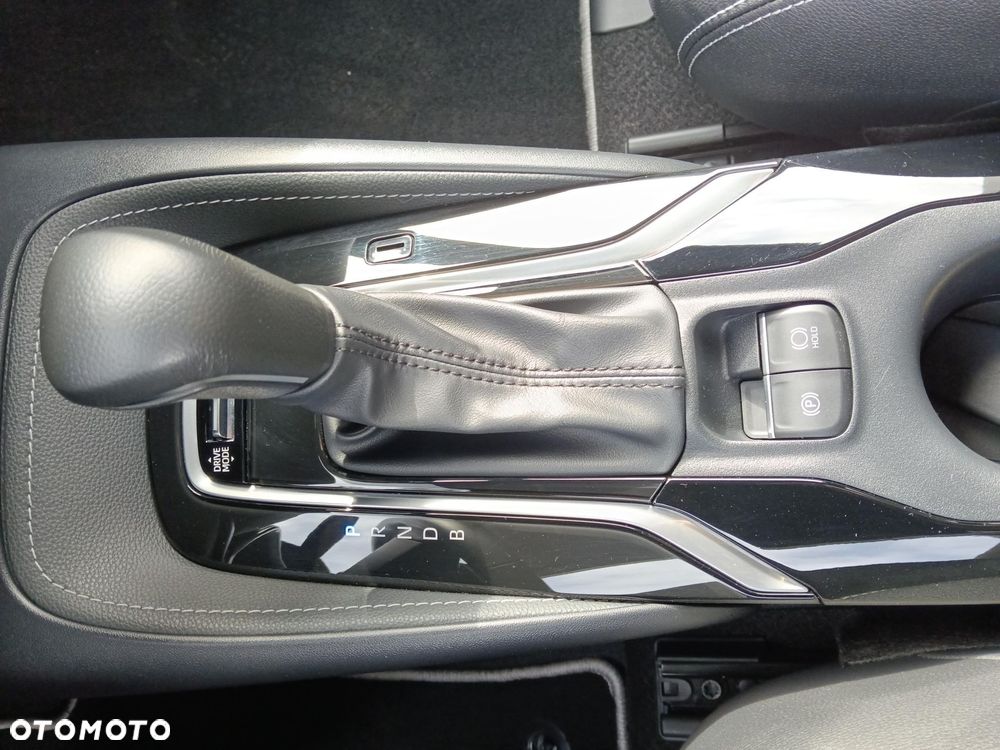 Toyota Corolla 1.8 Hybrid Style - 19