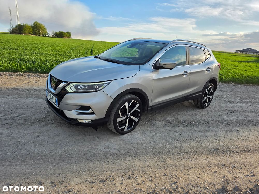 Nissan Qashqai 1.6 DCi Xtronic TEKNA - 1