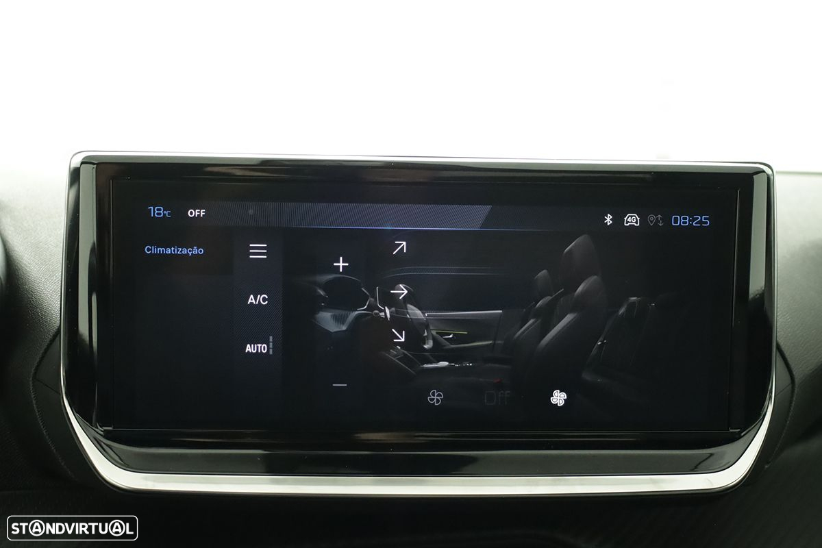 Peugeot 2008 1.2 PureTech Allure - 12
