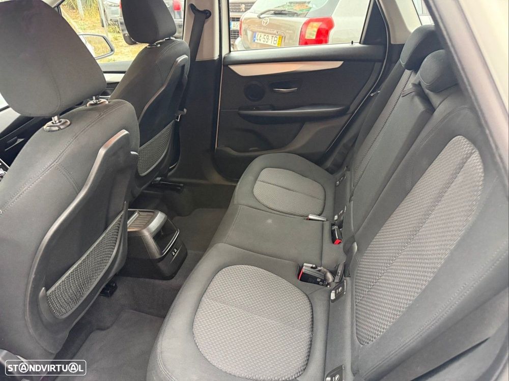 BMW 216 Active Tourer d - 7