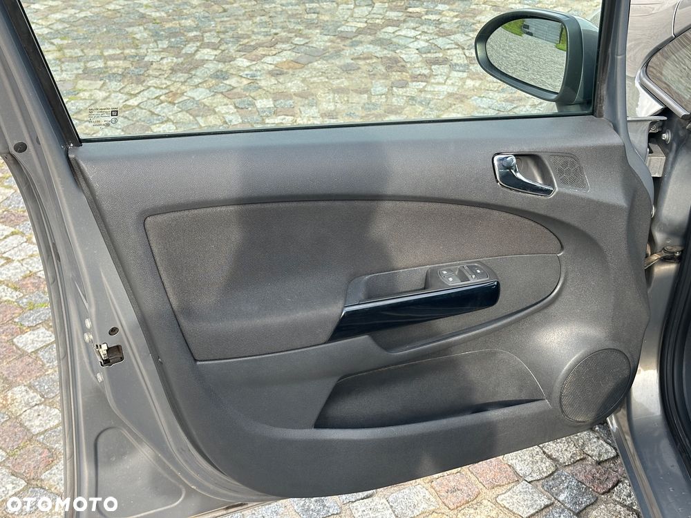 Opel Corsa - 16