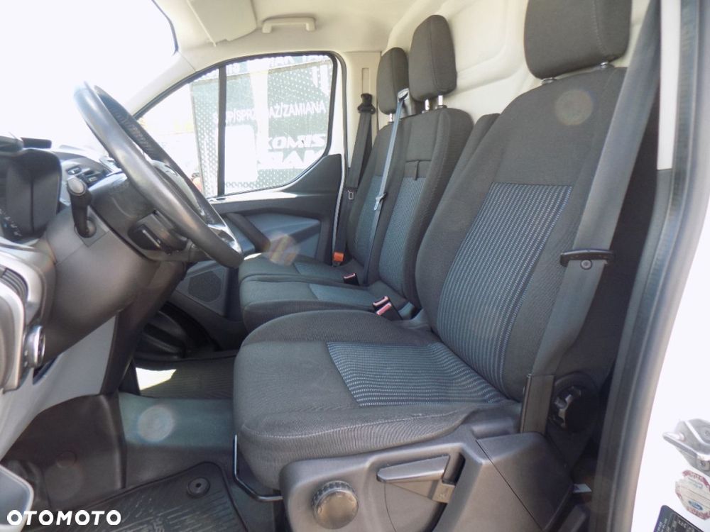 Ford Transit Custom - 8
