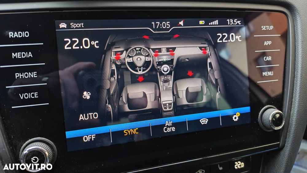 Skoda Octavia 2.0 TDI DSG Style - 17