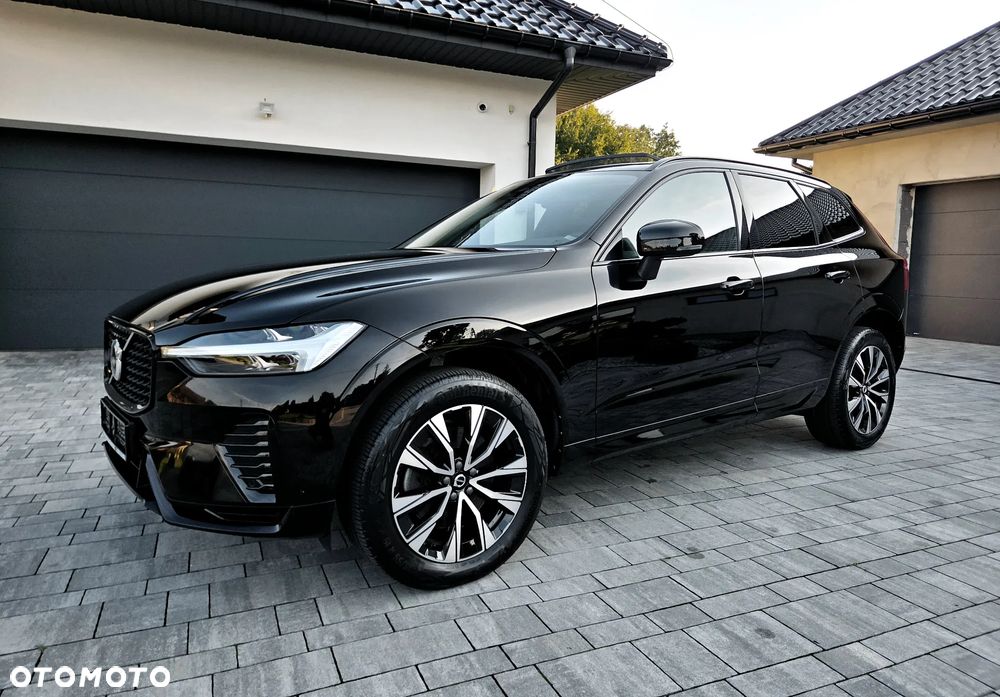 Volvo XC 60 B4 D AWD Plus Dark - 1