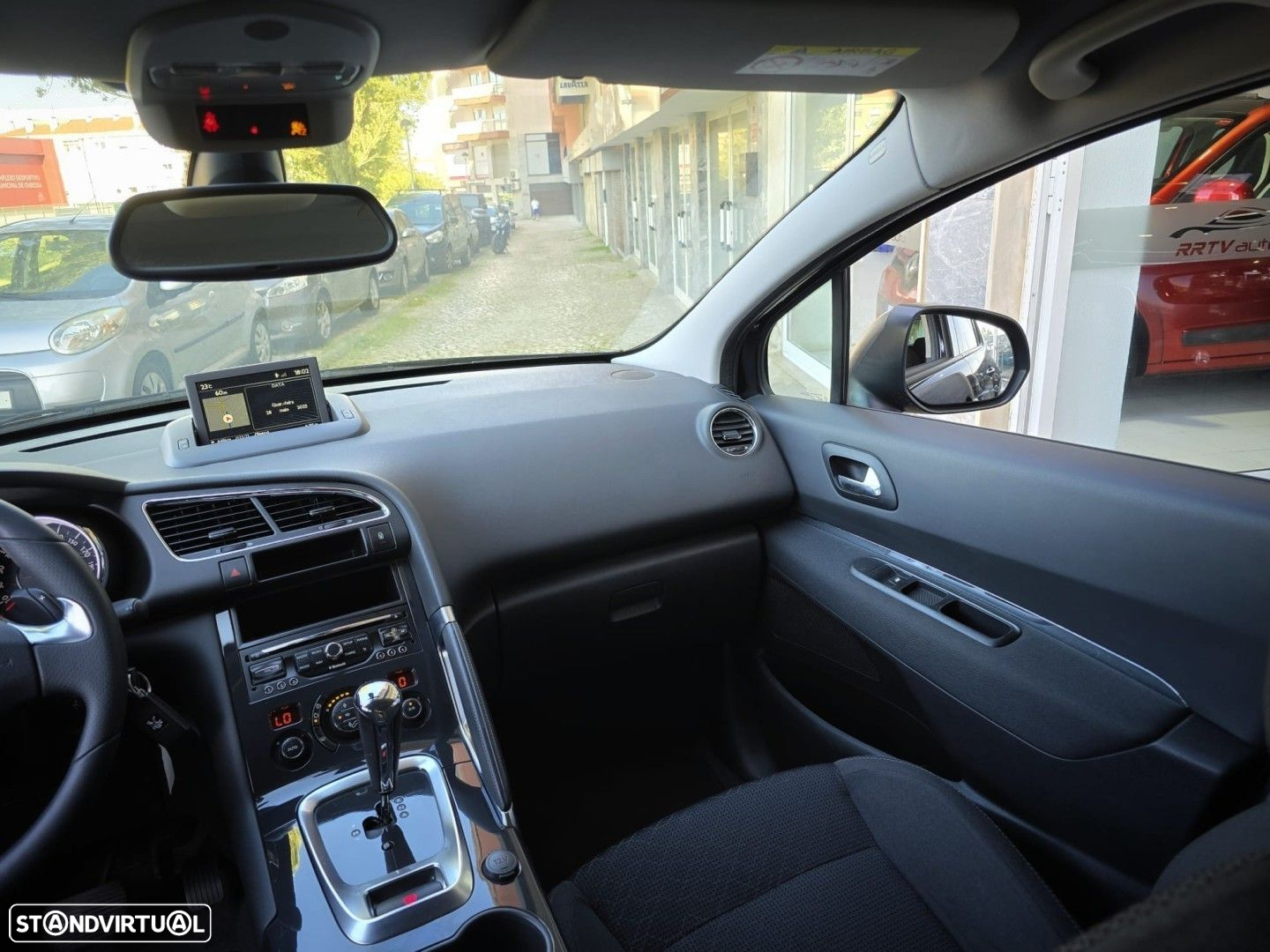 Peugeot 3008 1.6 e-HDi SE Style 2-Tronic - 22