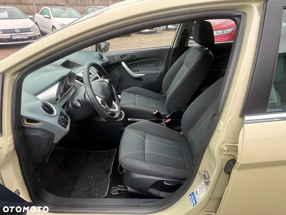 Ford Fiesta 1.25 Ambiente EU5 - 7