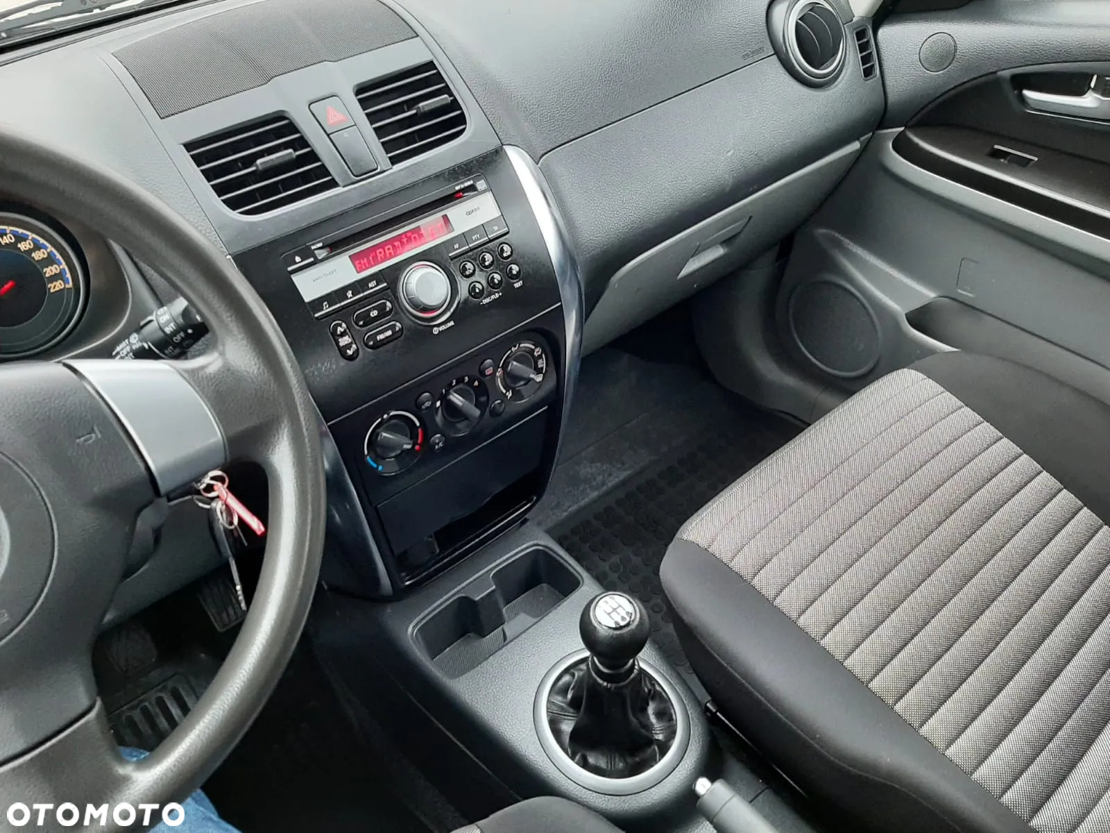 Suzuki SX4 1.6 Comfort 4WD - 24