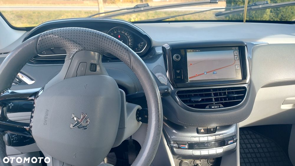 Peugeot 208 1.6 VTi Allure - 4