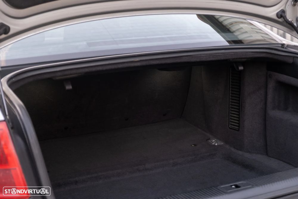 Audi A8 3.0 TDI V6 quattro - 10