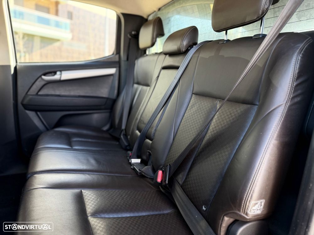 Isuzu D-Max 4x4 Cabine Dupla Premium - 14