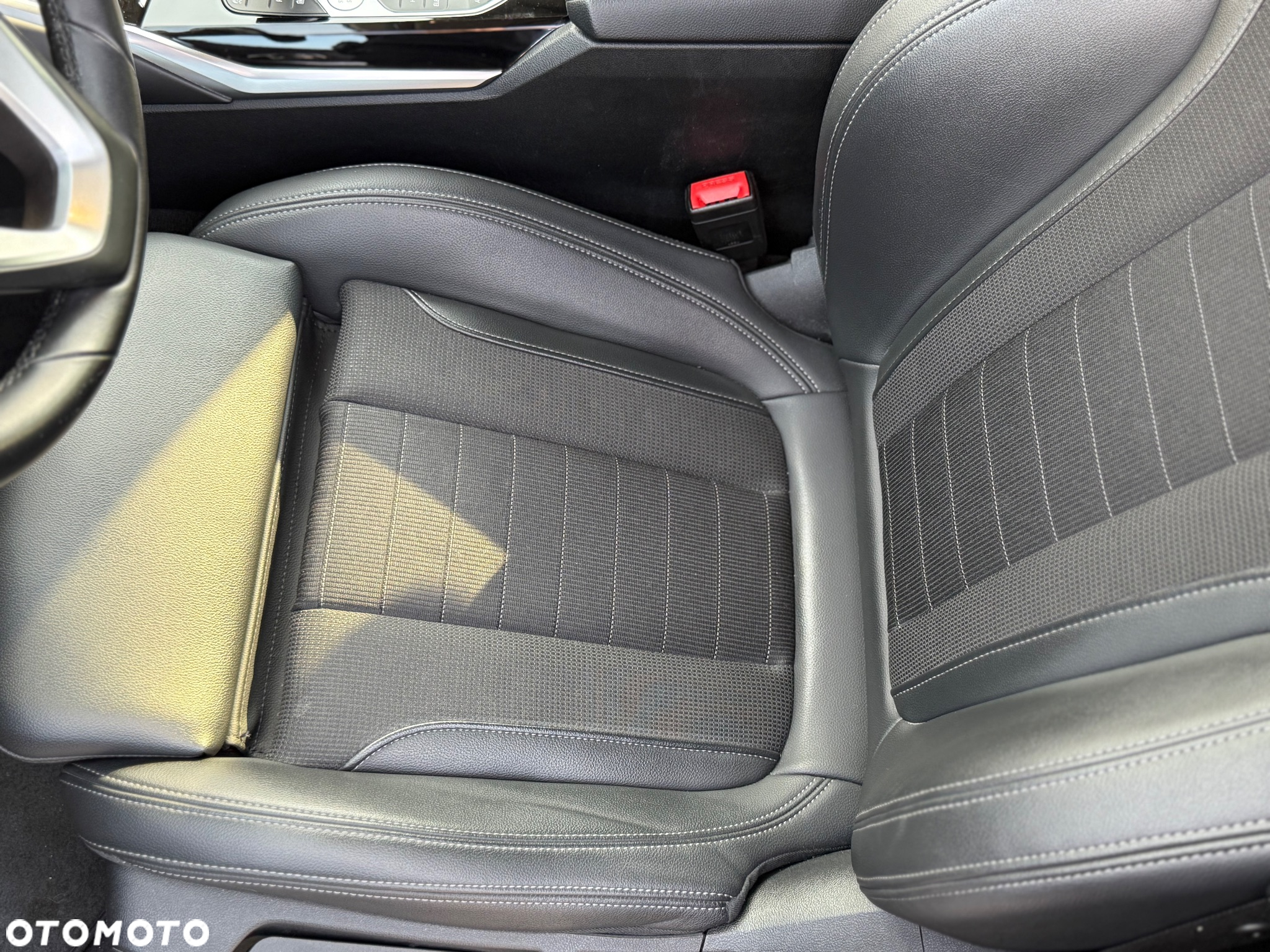 BMW Seria 3 330e PHEV sport - 20
