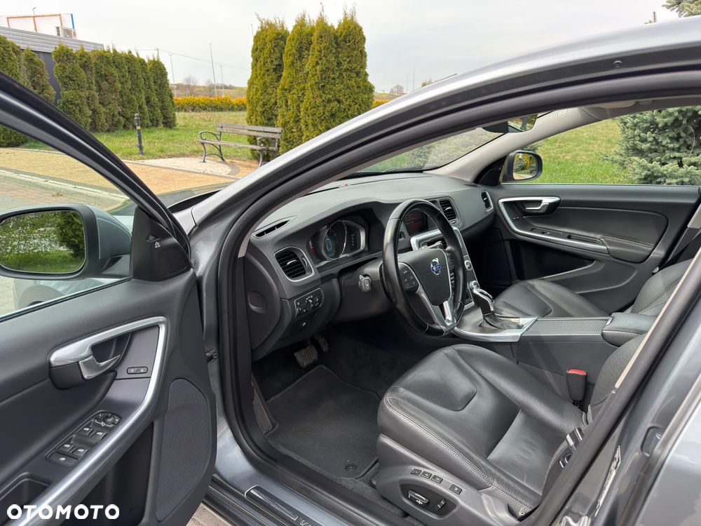 Volvo S60 2.5 T5 AWD - 14