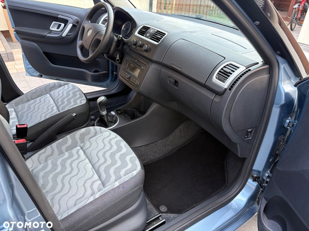 Skoda Fabia 1.2 HTP SPECIAL - 19