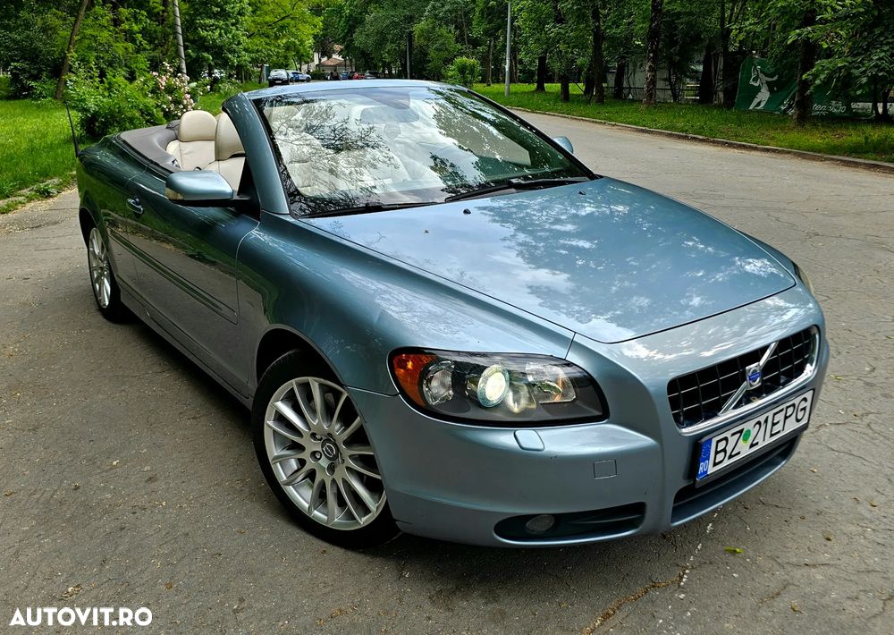 Volvo C70 2.4i Summum - 1