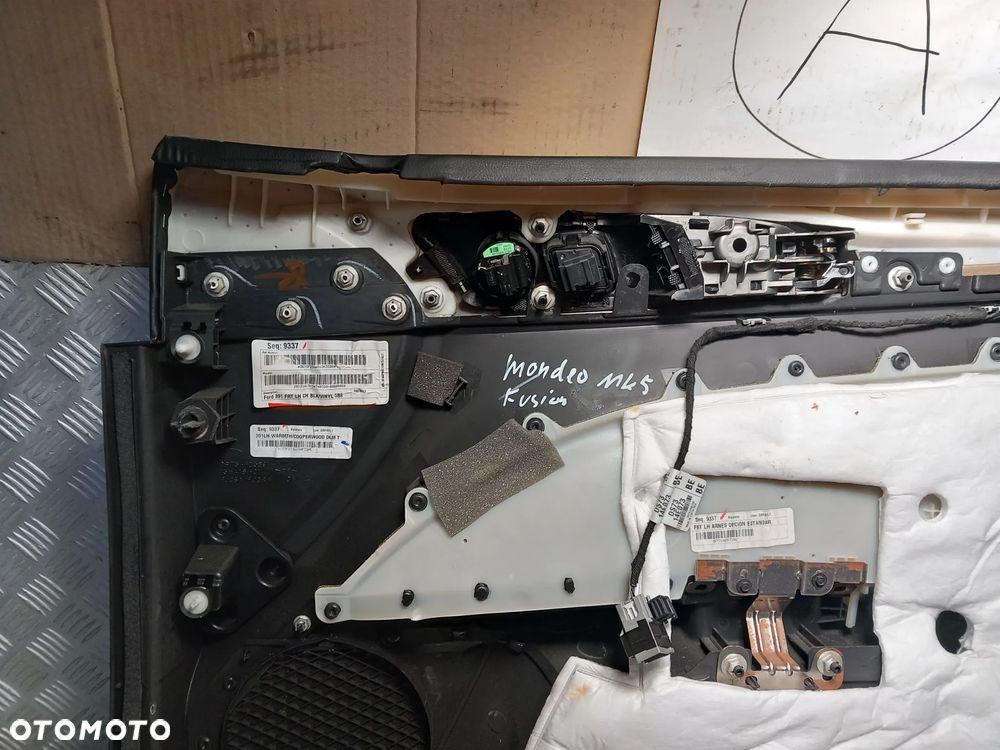 FORD FUSION MONDEO MK5 BOCZKI DRZWI SKÓRA KOMPLET - 33