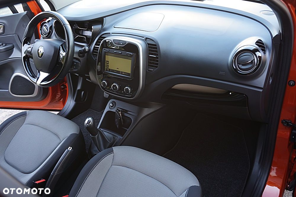Renault Captur - 22