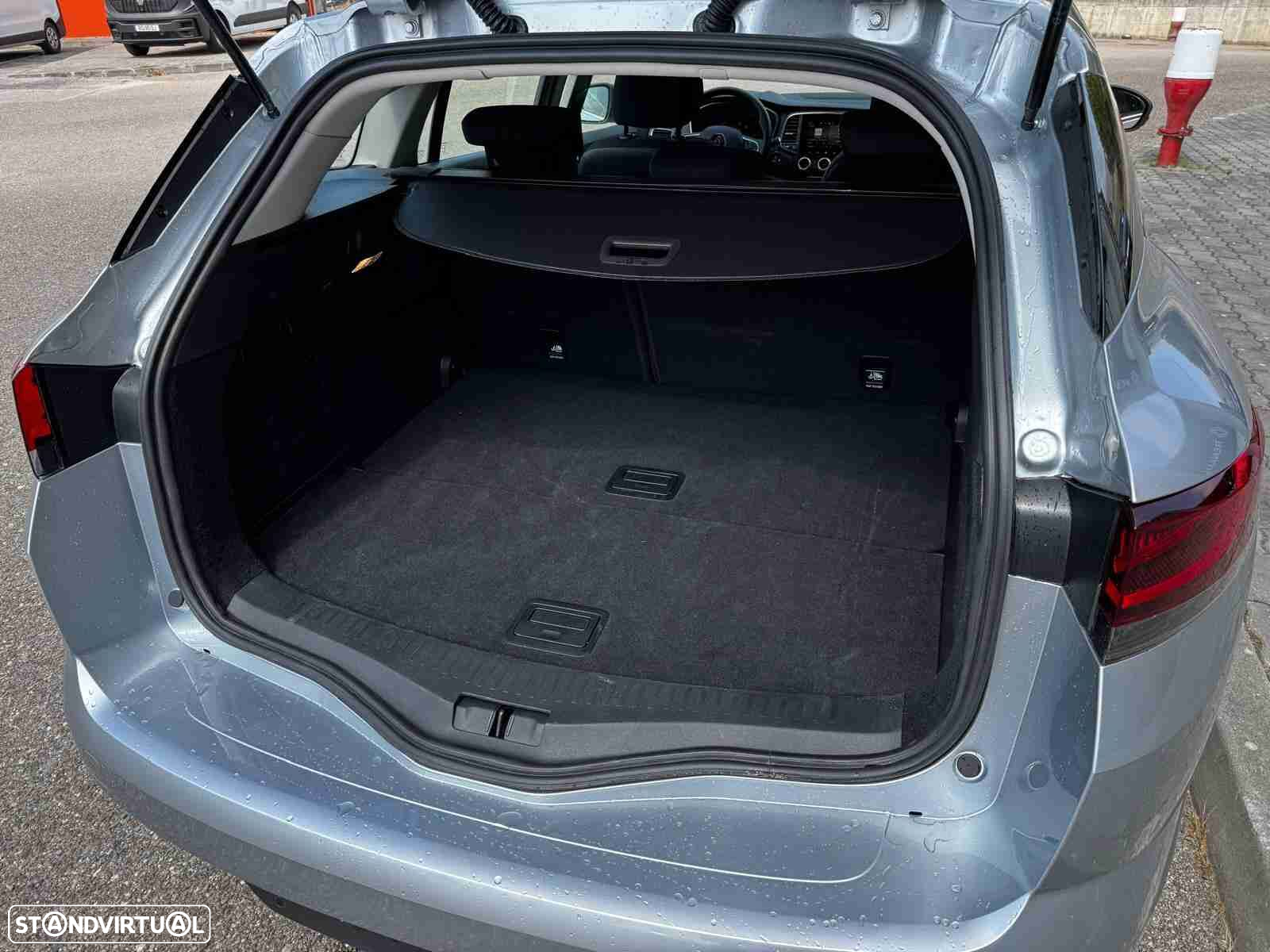 Renault Mégane 1.5 Blue dCi Equilibre EDC - 6