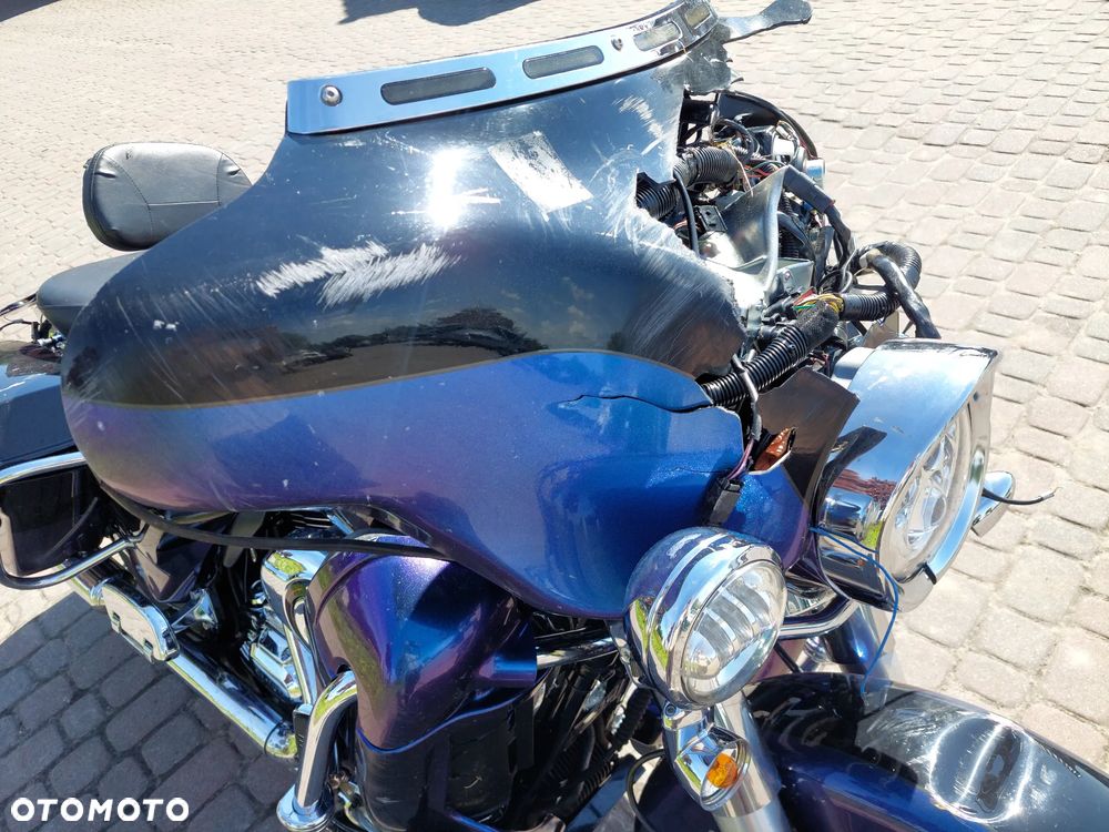 Harley-Davidson FLH Electra Glide - 16
