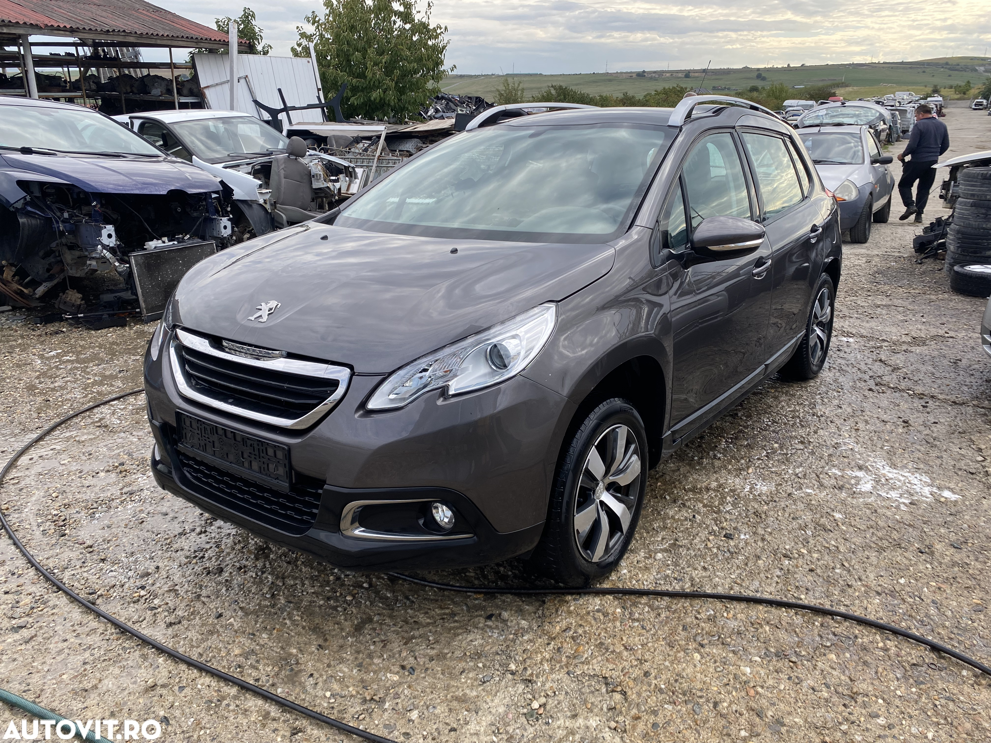 Dezmembrez piese Peugeot Pejo 2008 - 2