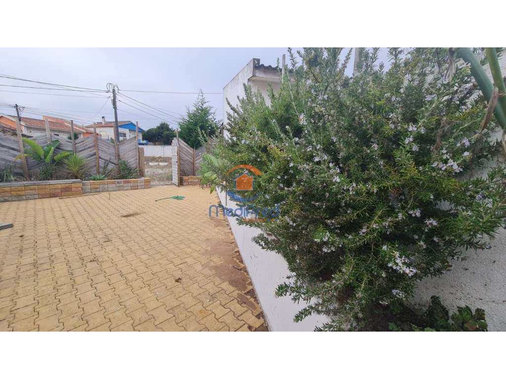 Moradia T2 com 500 m2 de terreno | Póvoa de Penafirme, Torres Vedras - Grande imagem: 4/19