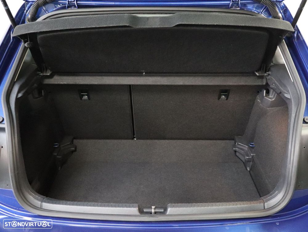 VW Polo 1.0 TSI Urban DSG - 18