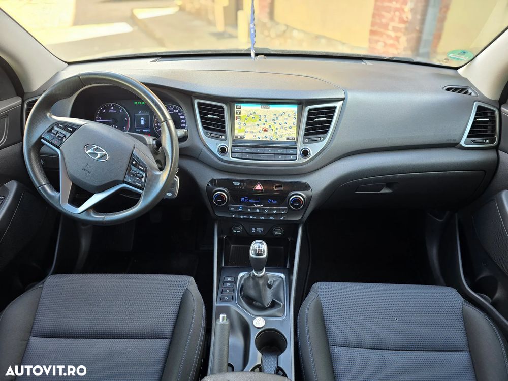 Hyundai Tucson blue 1.7 CRDi 2WD Style - 6