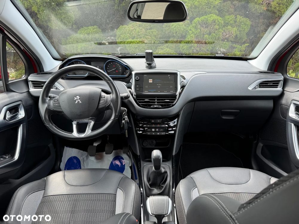 Peugeot 2008 PureTech 110 Stop&Start Allure - 26