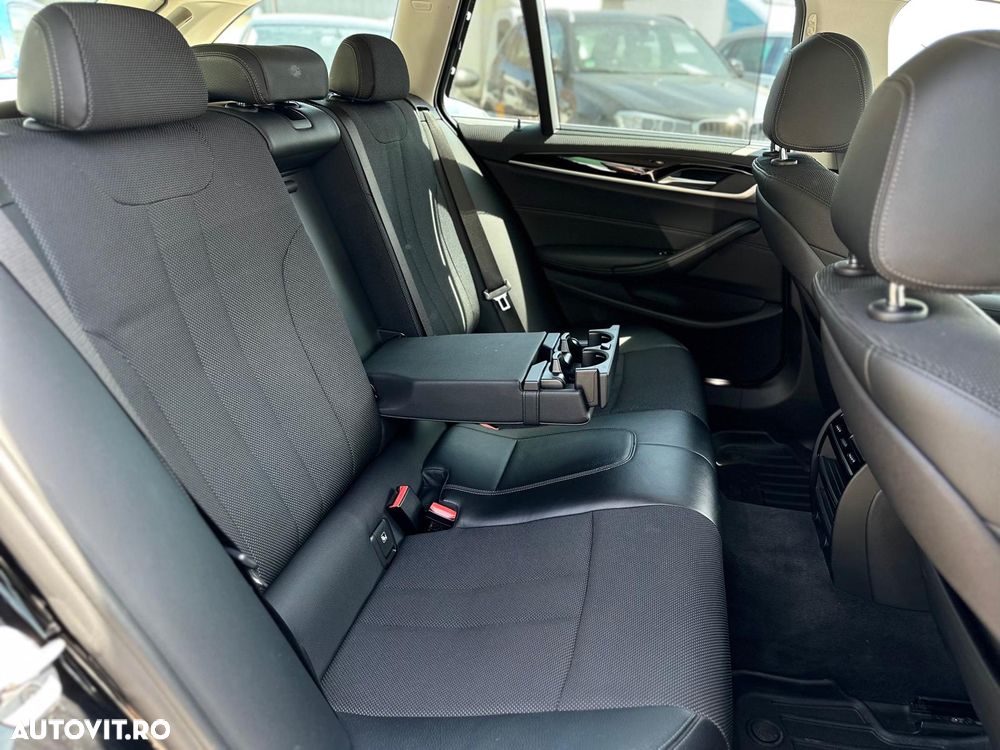 BMW Seria 5 520d xDrive Aut. Sport Line - 39