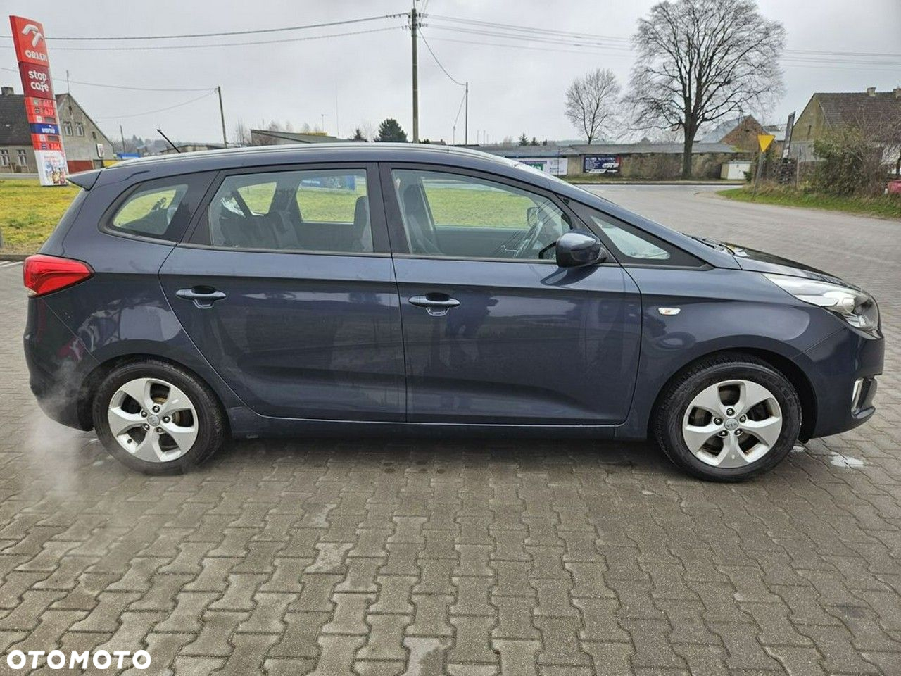 Kia Carens - 6