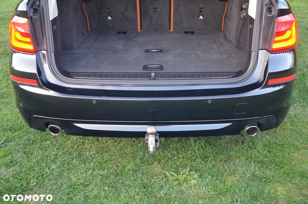 BMW Seria 5 520d Sport Line - 33