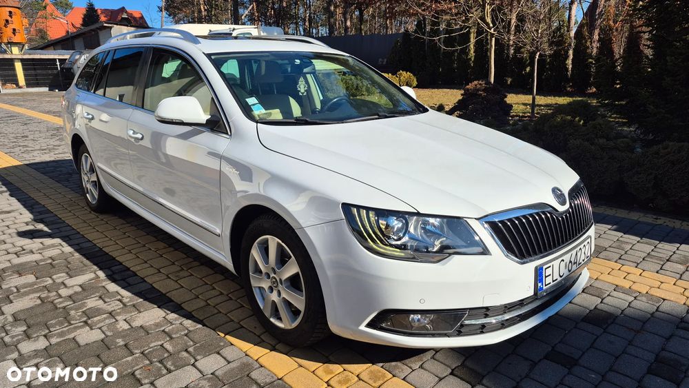 Skoda Superb 2.0 TDI 4x4 L&K DSG - 2