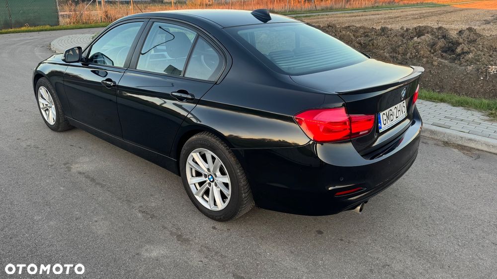BMW Seria 3 316d Sport Line - 3