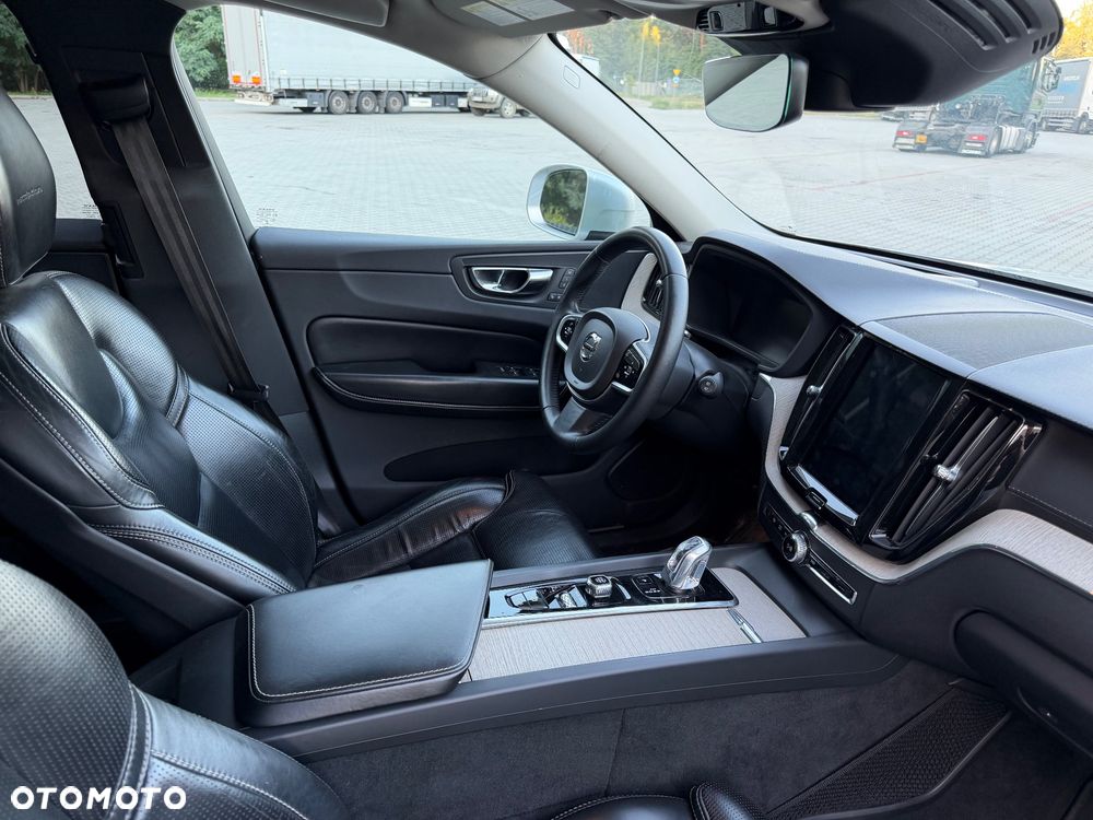 Volvo XC 60 - 13