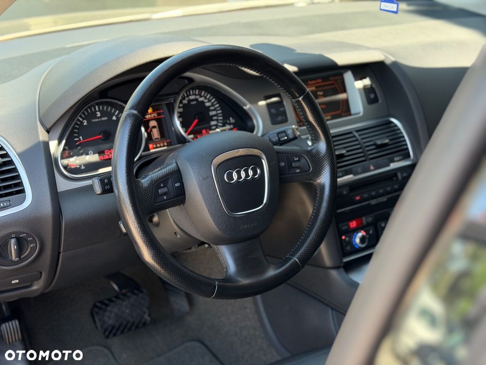 Audi Q7 3.0 TDI DPF clean diesel Quattro Tiptronic - 19