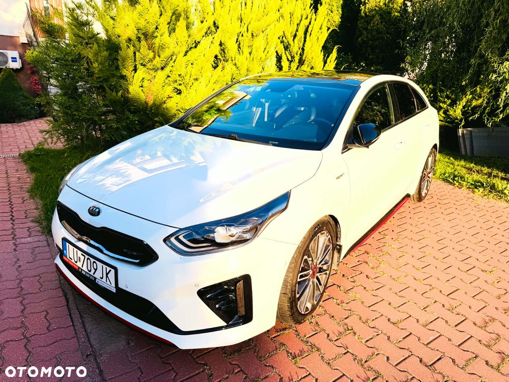 Kia ProCeed - 1