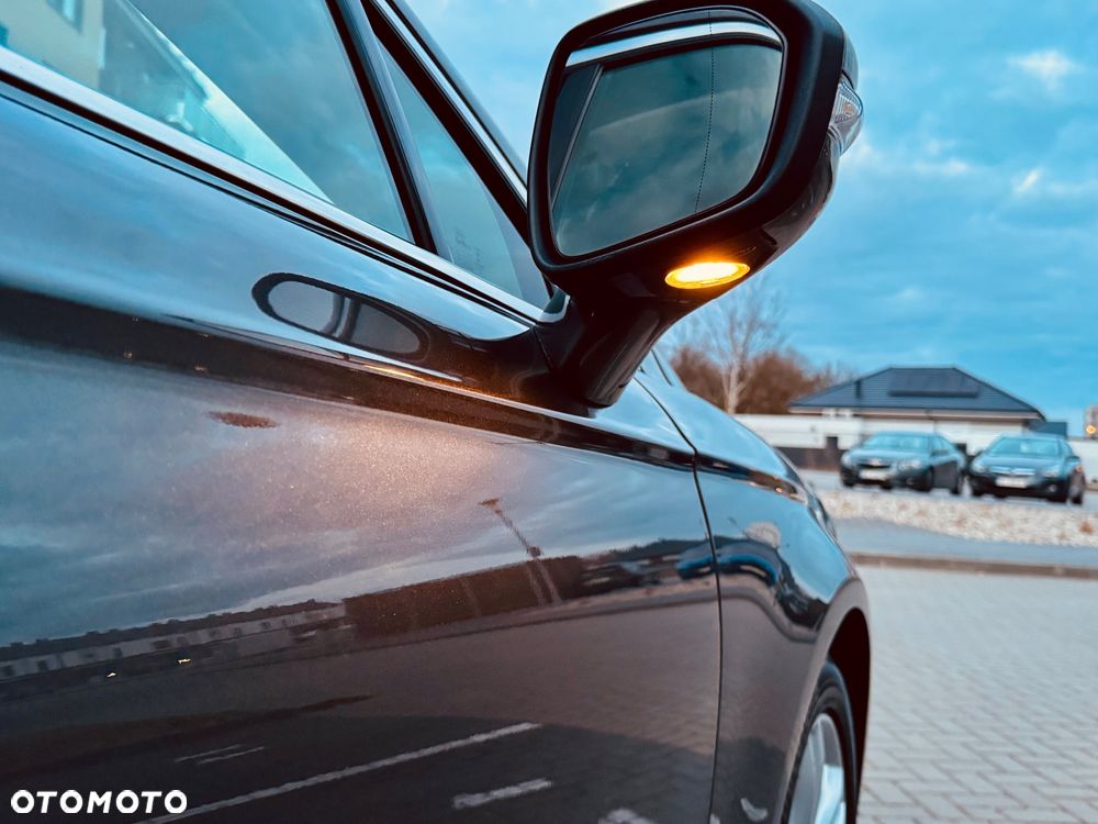 Ford Mondeo 2.0 TDCi Gold Edition - 10