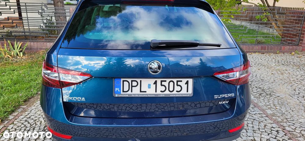 Skoda Superb 2.0 TDI 4x4 Style DSG - 3