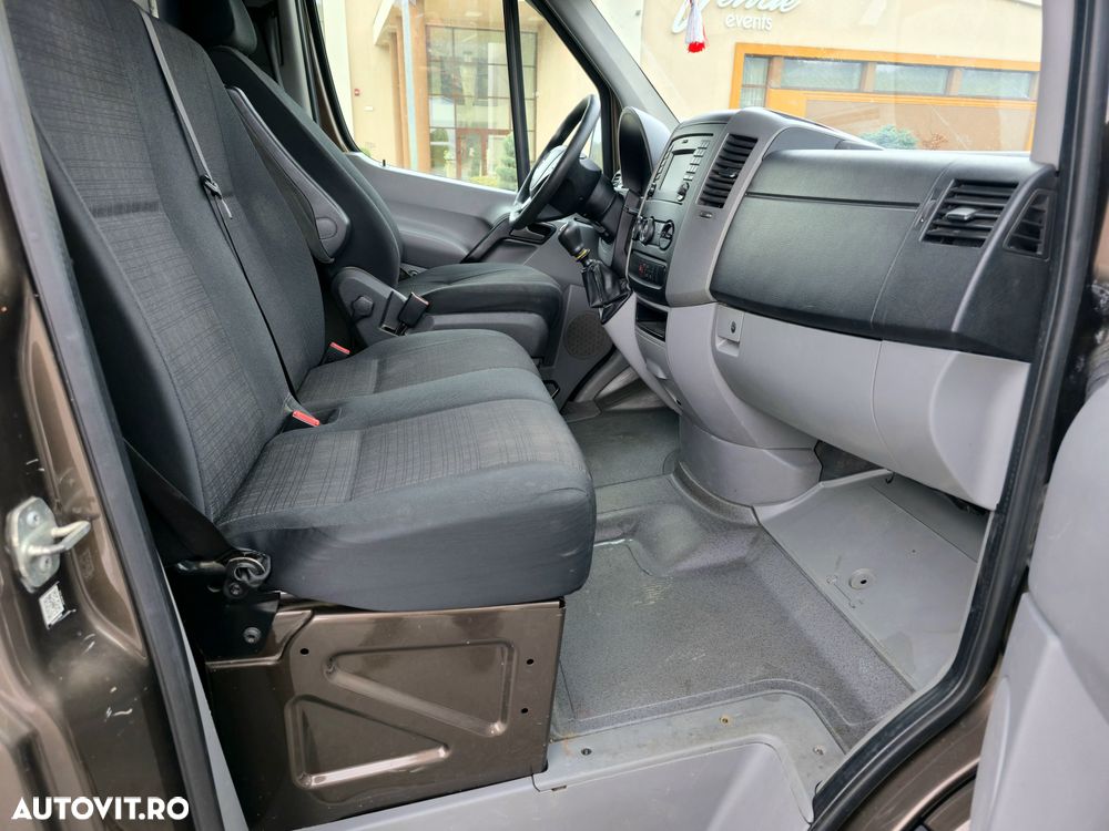 Mercedes-Benz Sprinter - 6