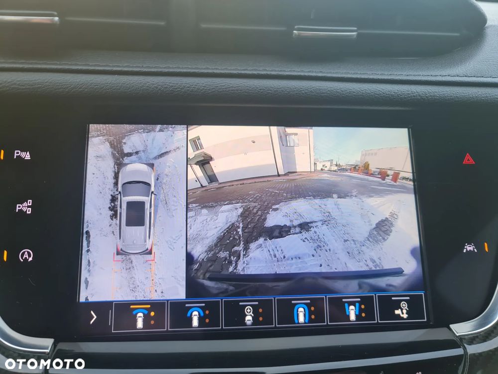 Cadillac XT6 - 37