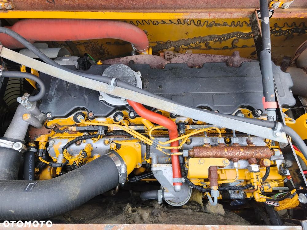 Caterpillar M318D - 5